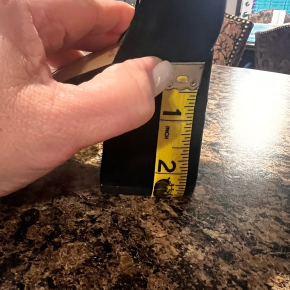 NWOT Gianni Bini Black Suede Block Heel - Picture 14 of 14